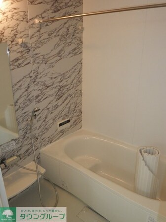 シャイン・カワナベの物件内観写真